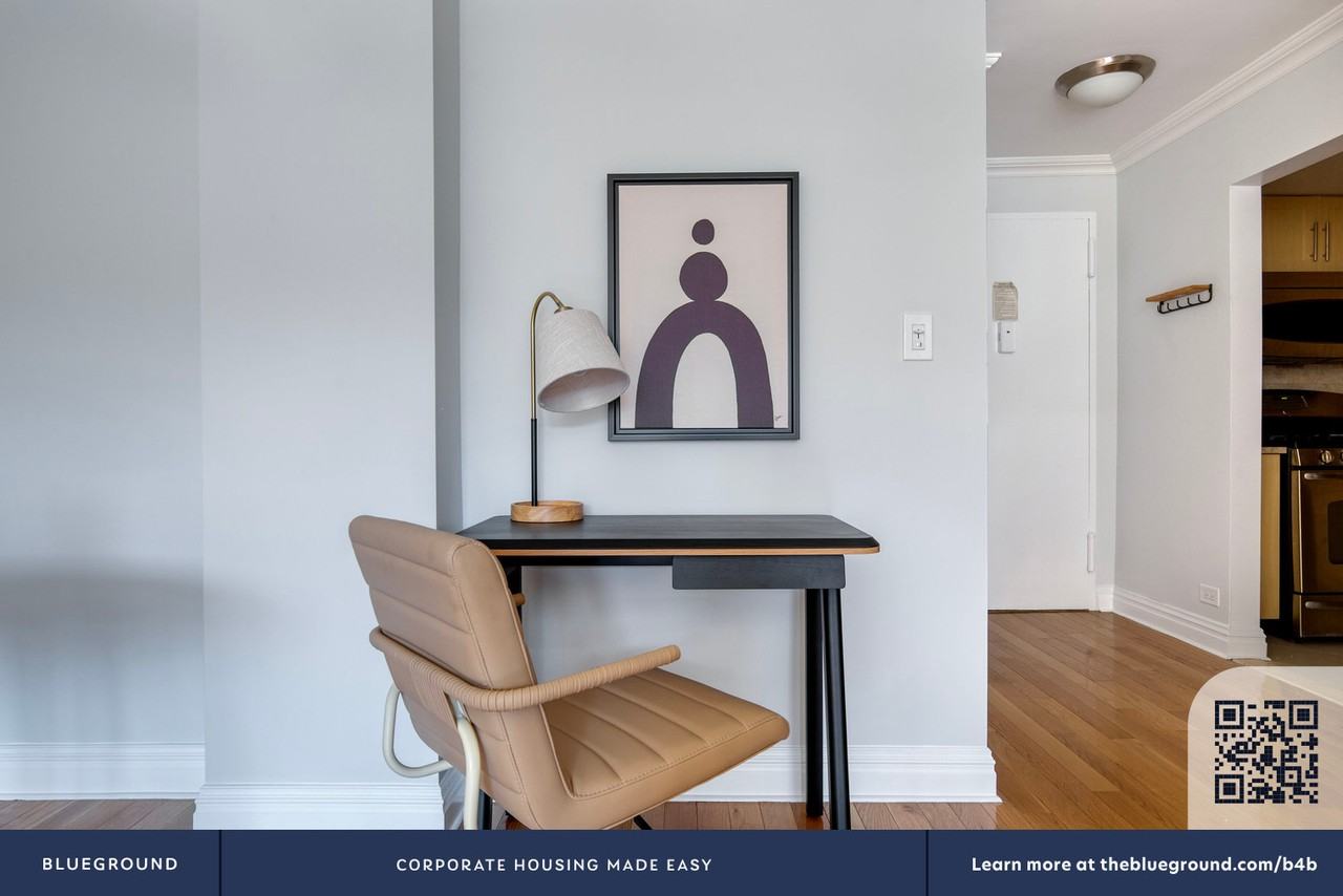 210 West 89th Street - Photo 5 of 18