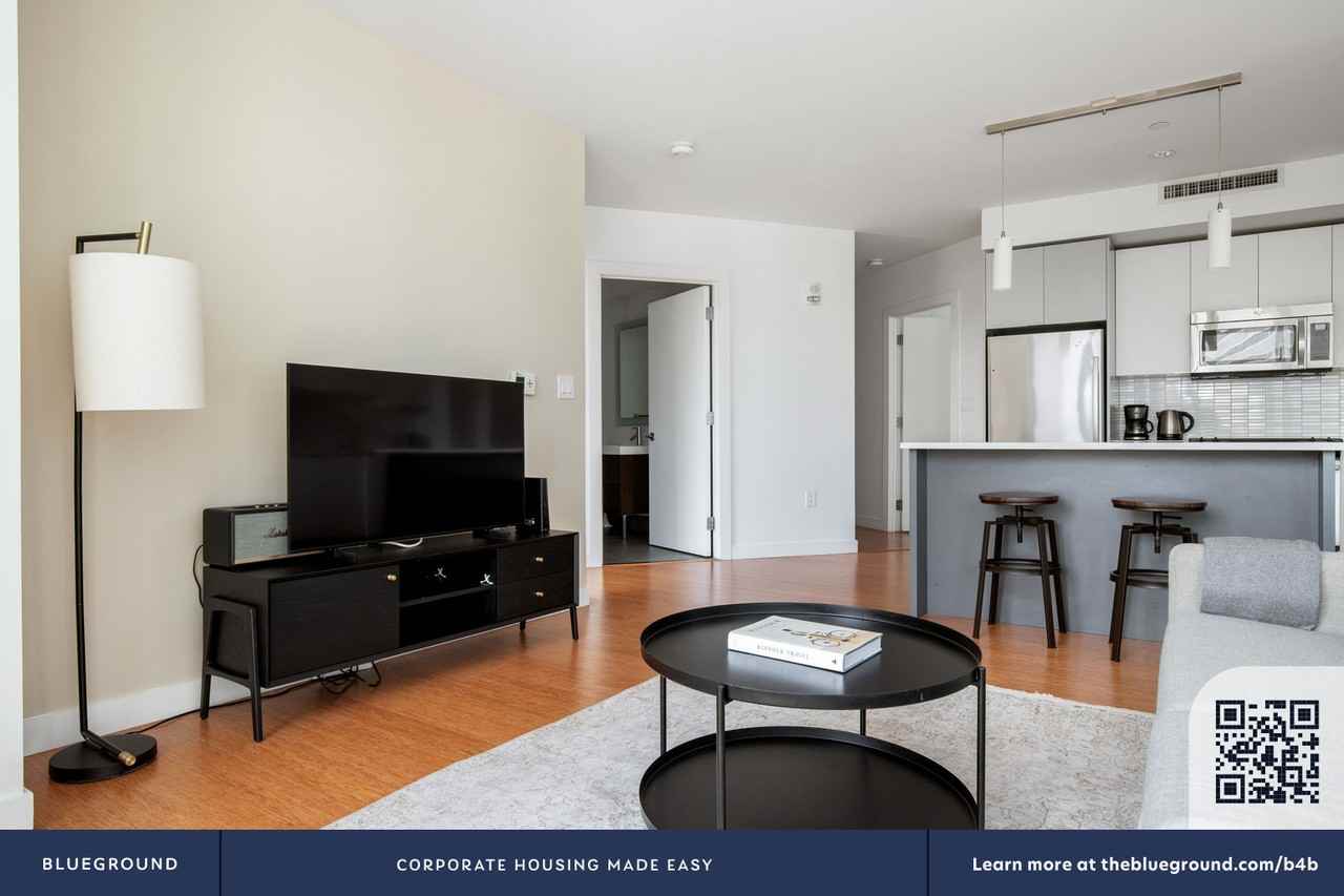 120 Kingston Street - Photo 6 of 33