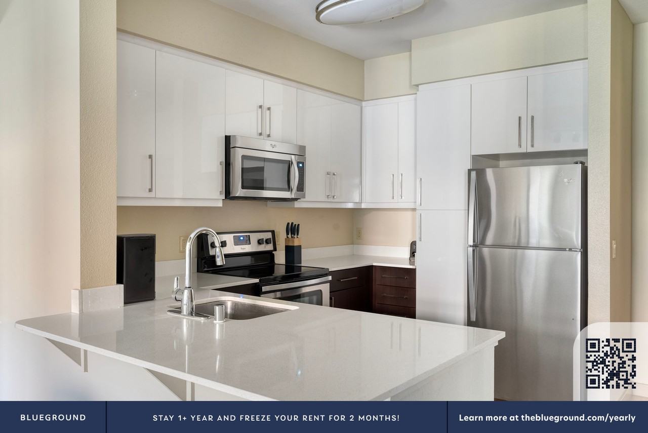 5211 DeMarcus Boulevard - Photo 7 of 25