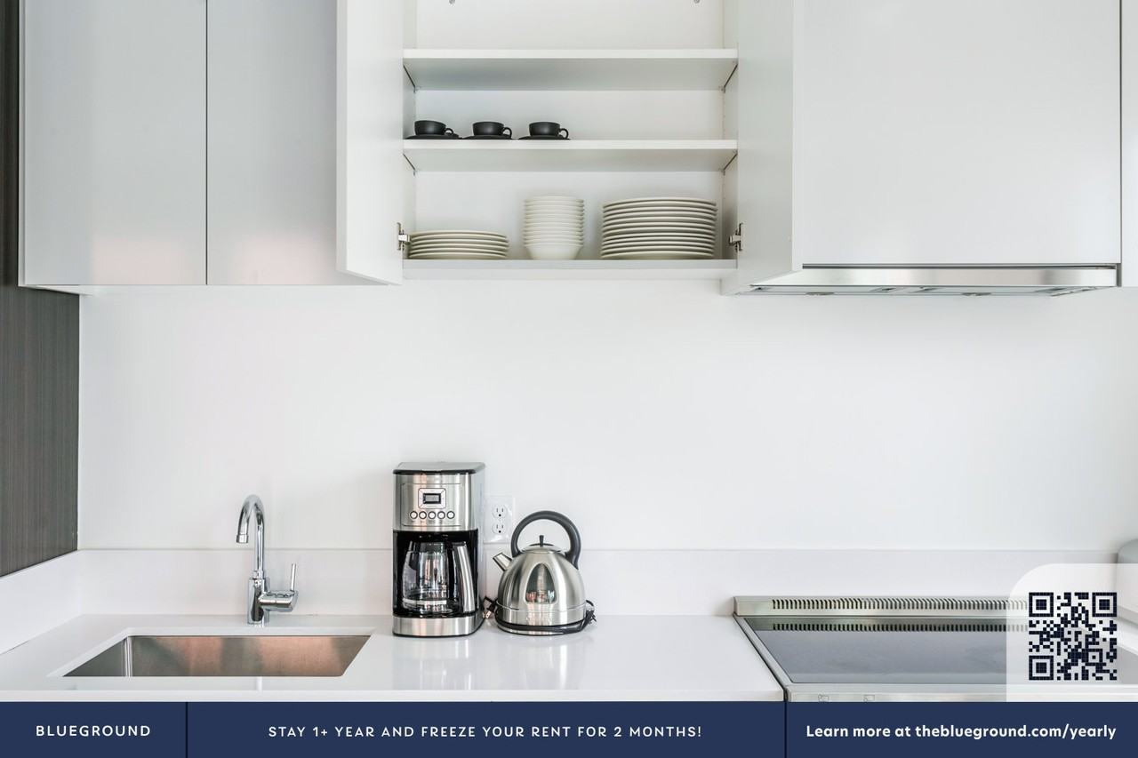 47 Bishop Allen Drive - Photo 7 of 29