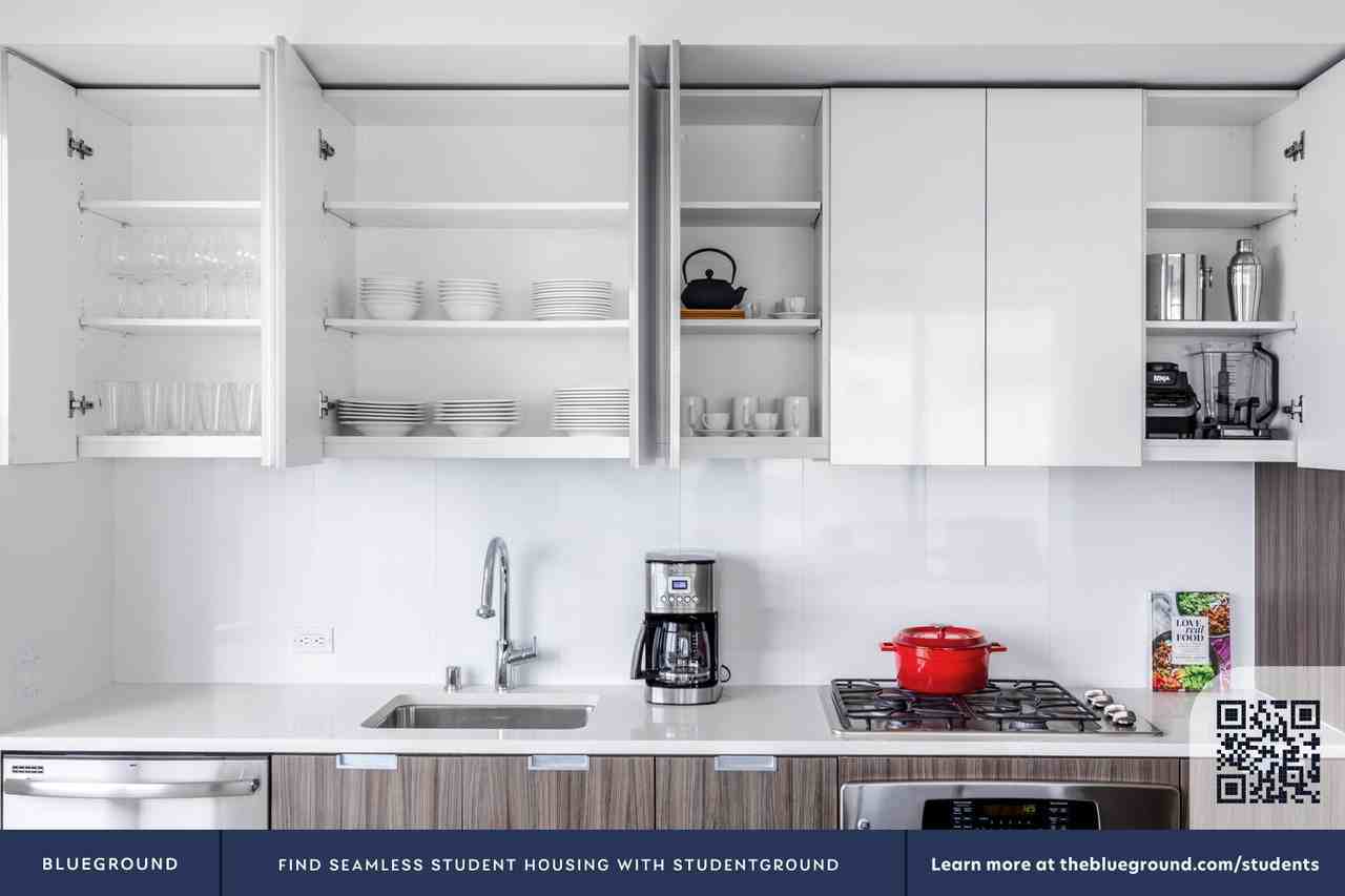 8 10th Street - Photo 7 of 33