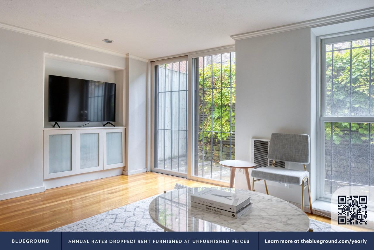 26 Worcester Sq #938 - Photo 3 of 18