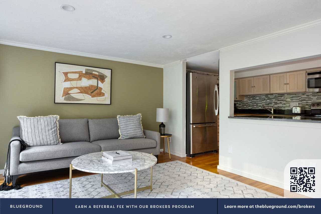 26 Worcester Sq #938 - Photo 4 of 18