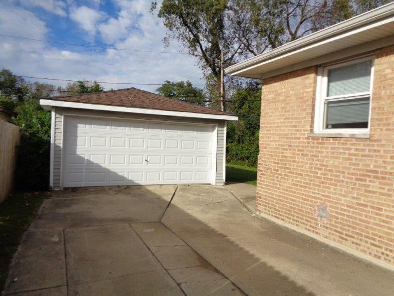 105 E 158th St - Photo 2 of 13