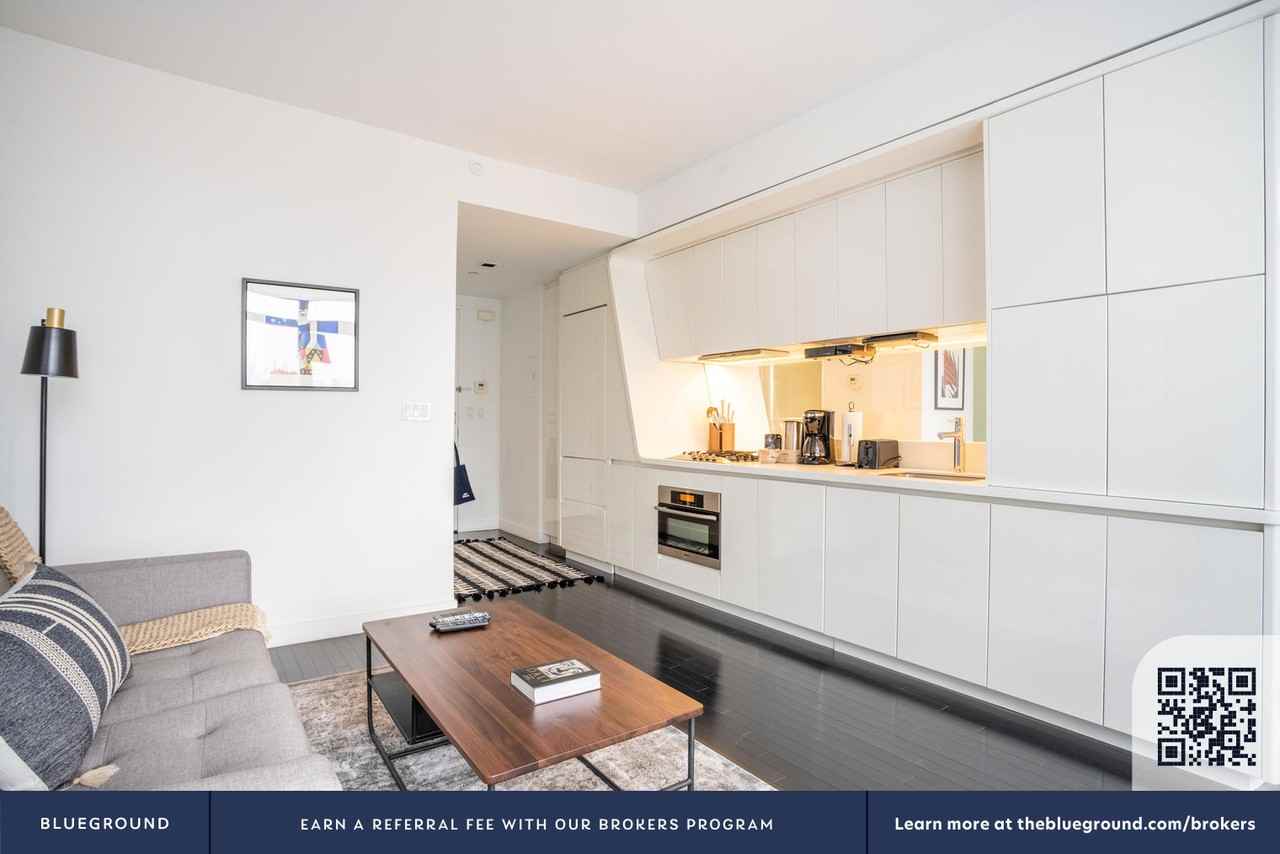 123 Washington Street - Photo 5 of 46