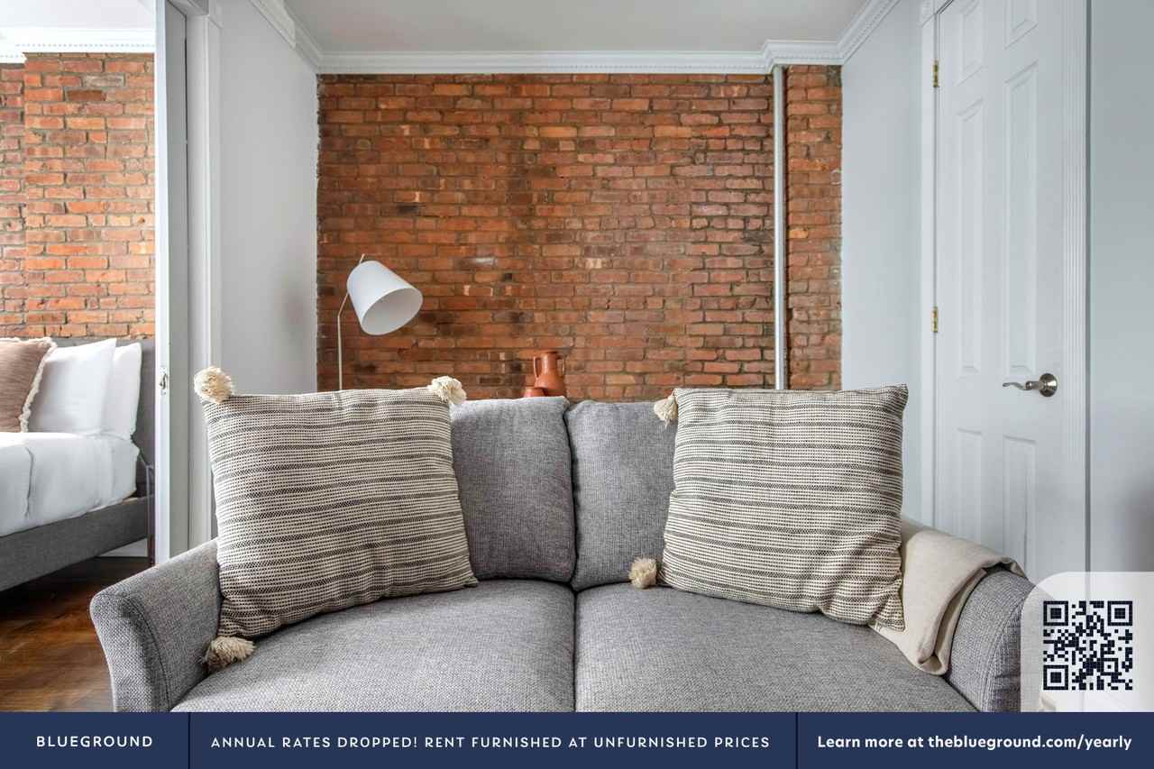 120 Christopher Street - Photo 4 of 26