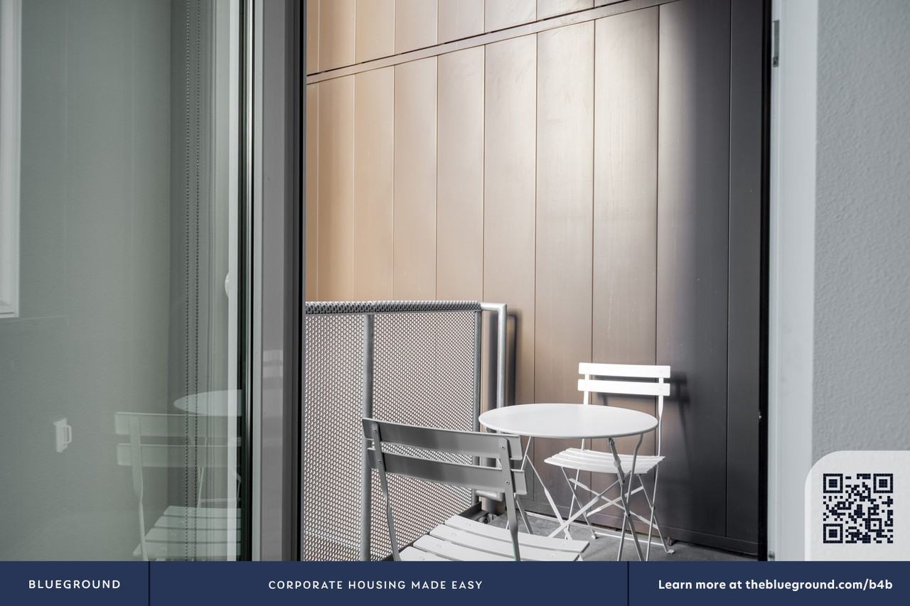 1260 Republican St #275 - Photo 5 of 41