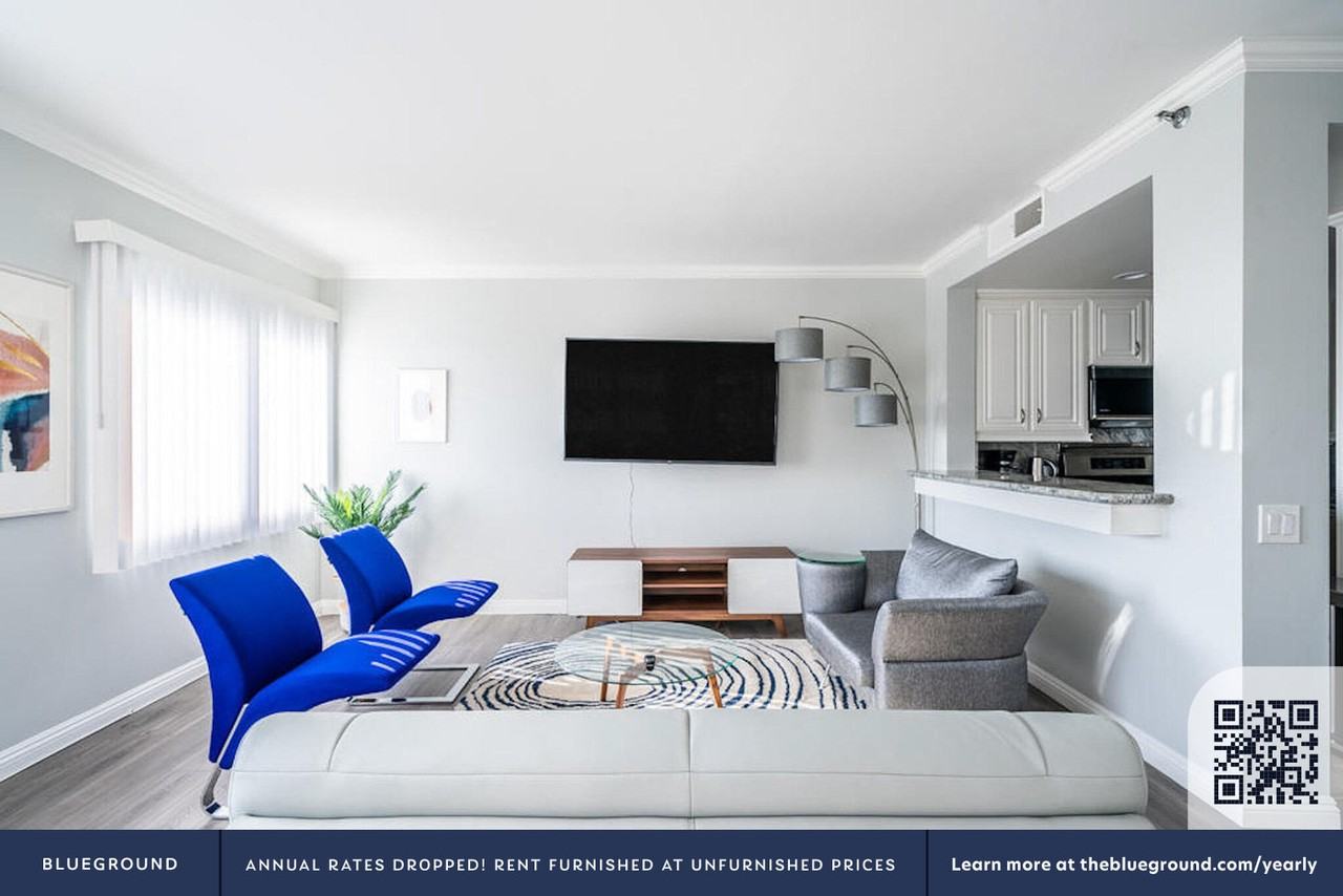 525 East Seaside Way #1154 - Photo 3 of 40