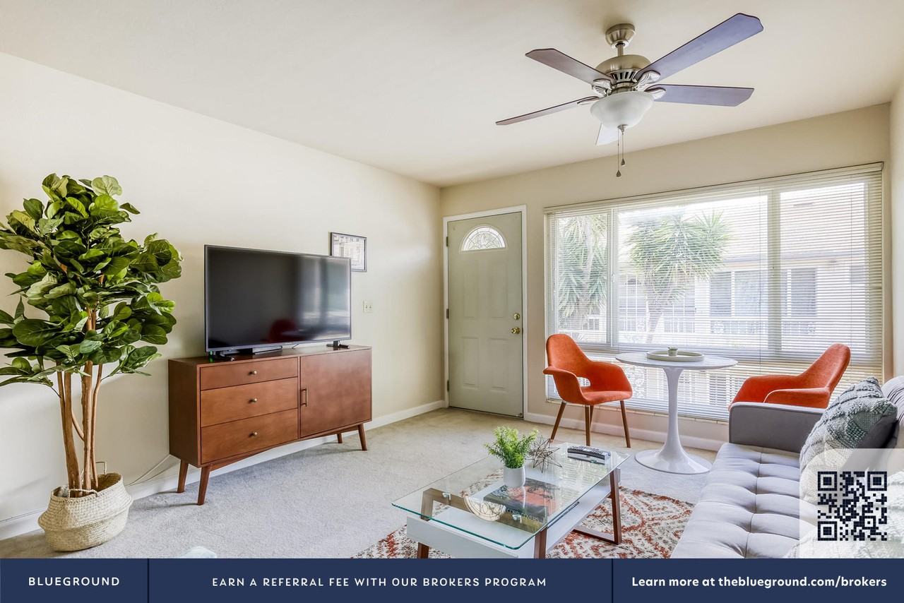 3517 Alden Way #1635 - Photo 4 of 15