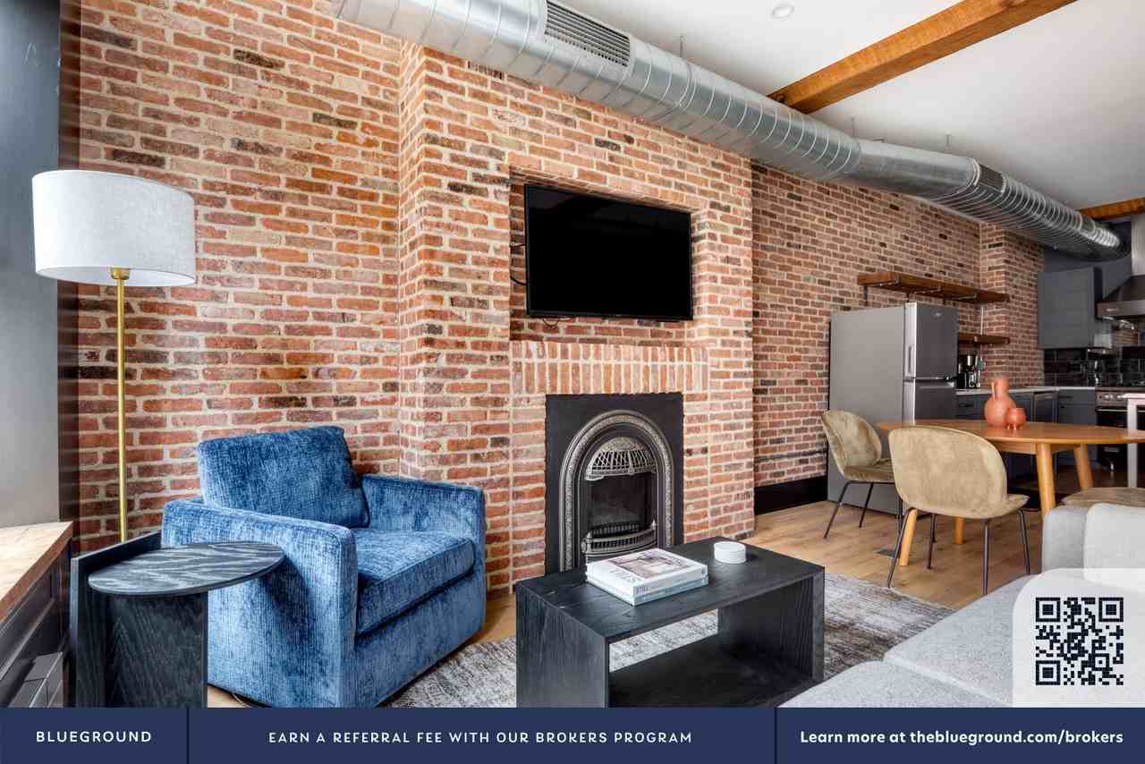 117 W 28th St #1467 - Photo 4 of 22