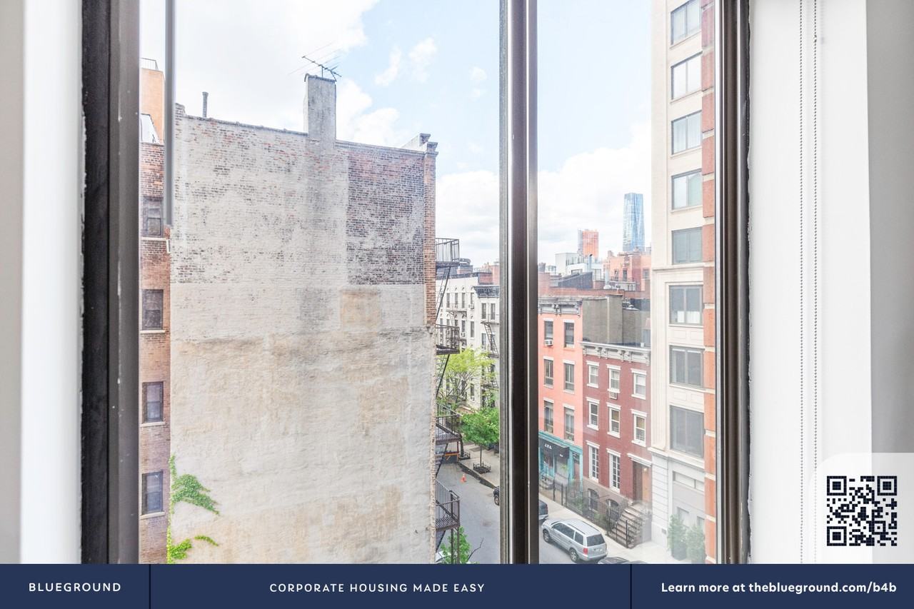 250 West 19th Street - Photo 6 of 68