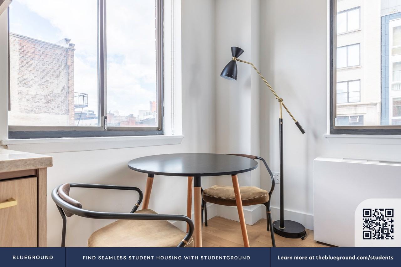 250 West 19th Street - Photo 7 of 68