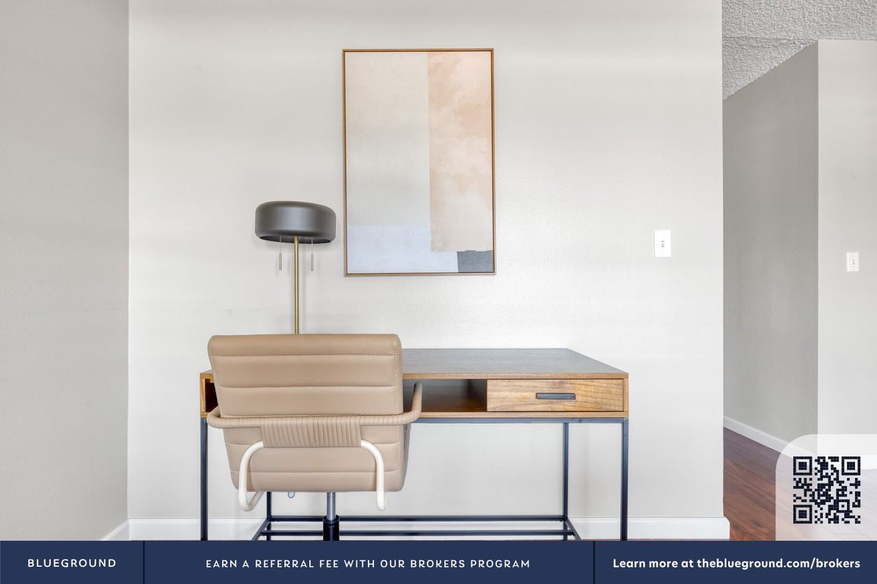 6121 Glade Ave #699 - Photo 5 of 36