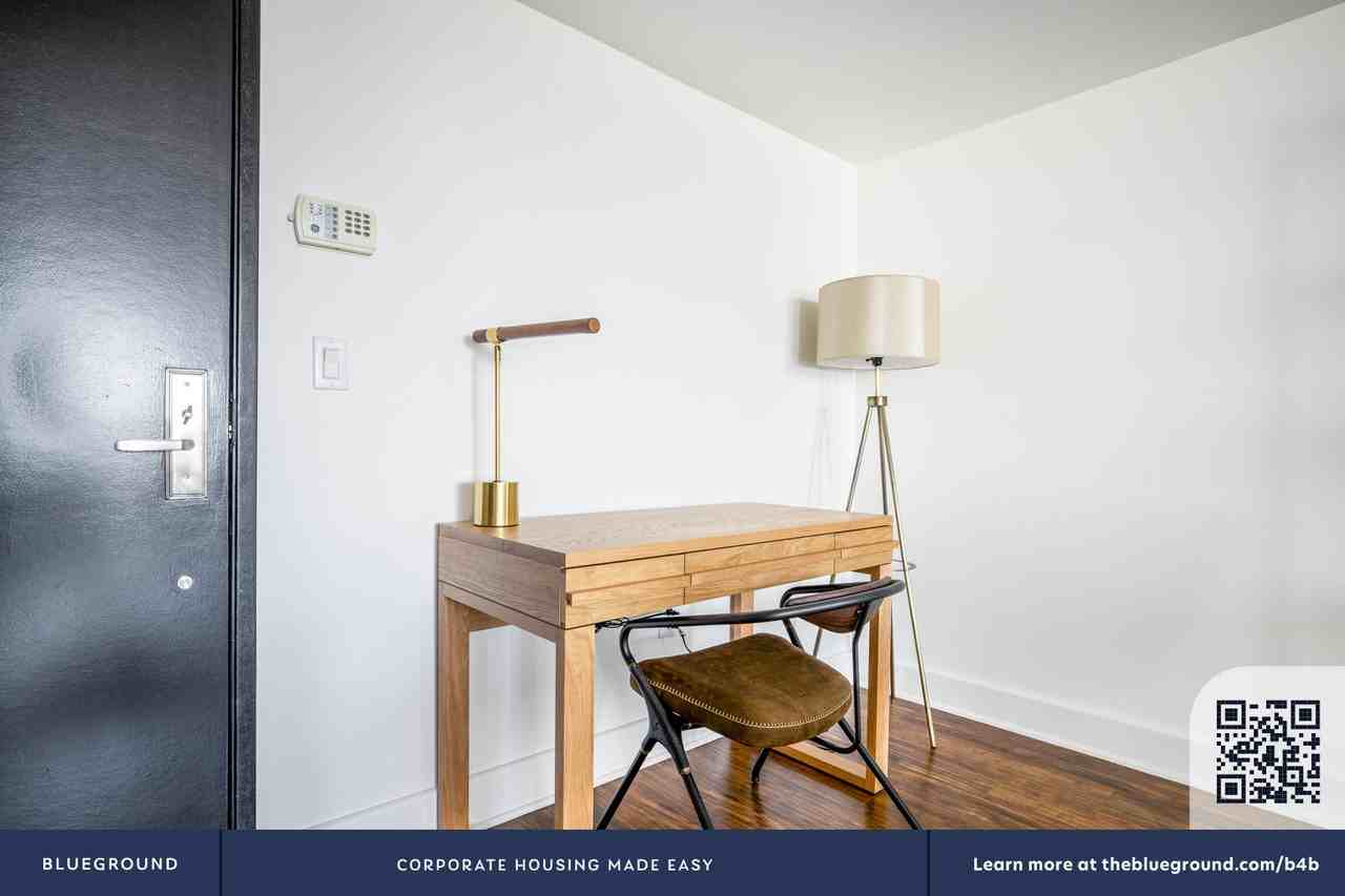 833 N Edinburgh Ave #385 - Photo 5 of 23