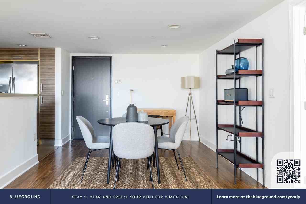 833 N Edinburgh Ave #385 - Photo 7 of 23