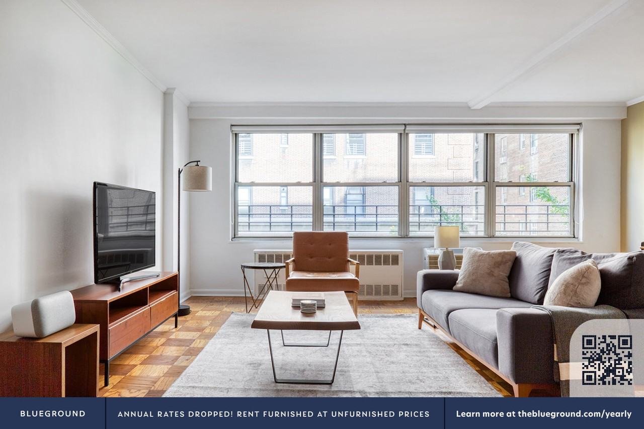 210 West 89th Street - Photo 4 of 20