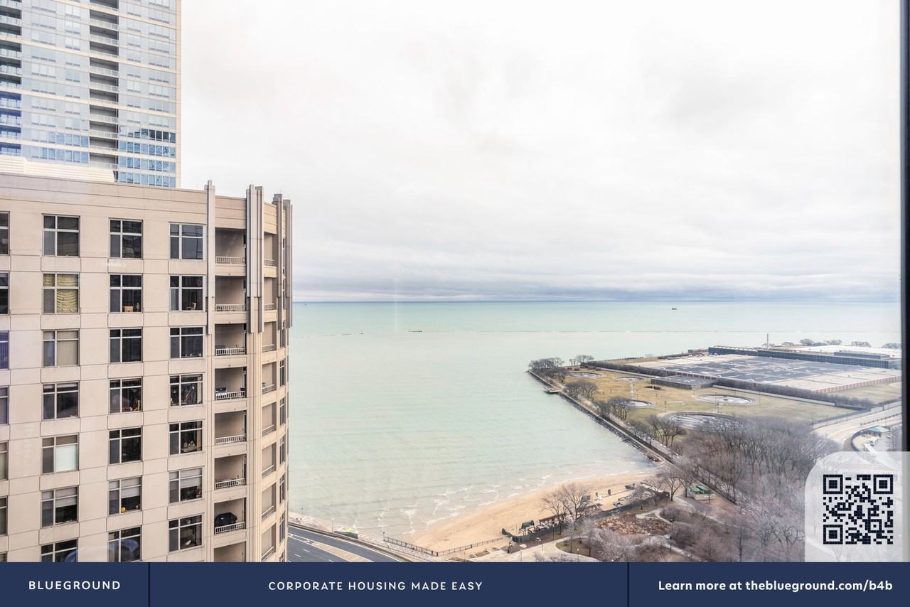 500 North Lake Shore Drive - Photo 6 of 36