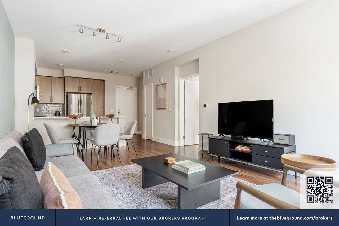 388 E Evelyn Ave #1444 - Photo 5 of 31