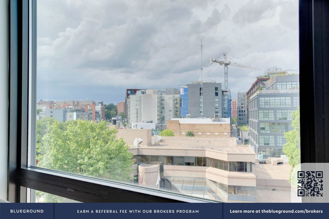 1924 8th Street Northwest - Photo 5 of 35