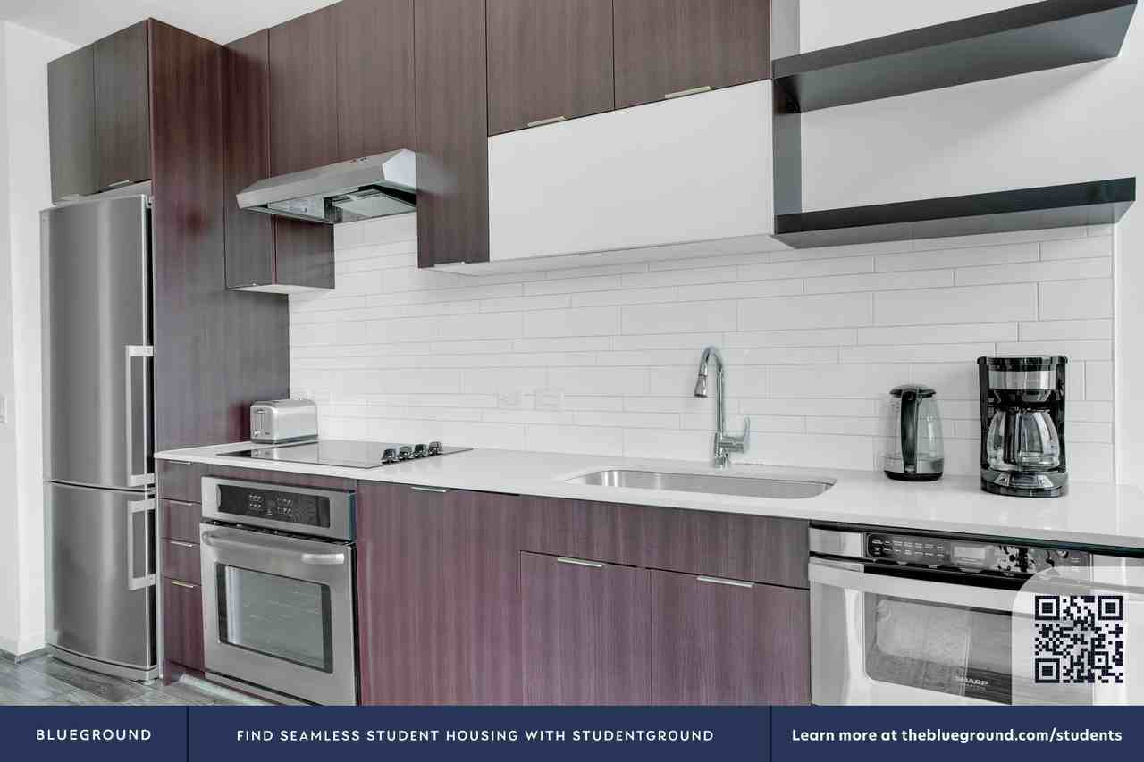 1924 8th Street Northwest - Photo 7 of 35