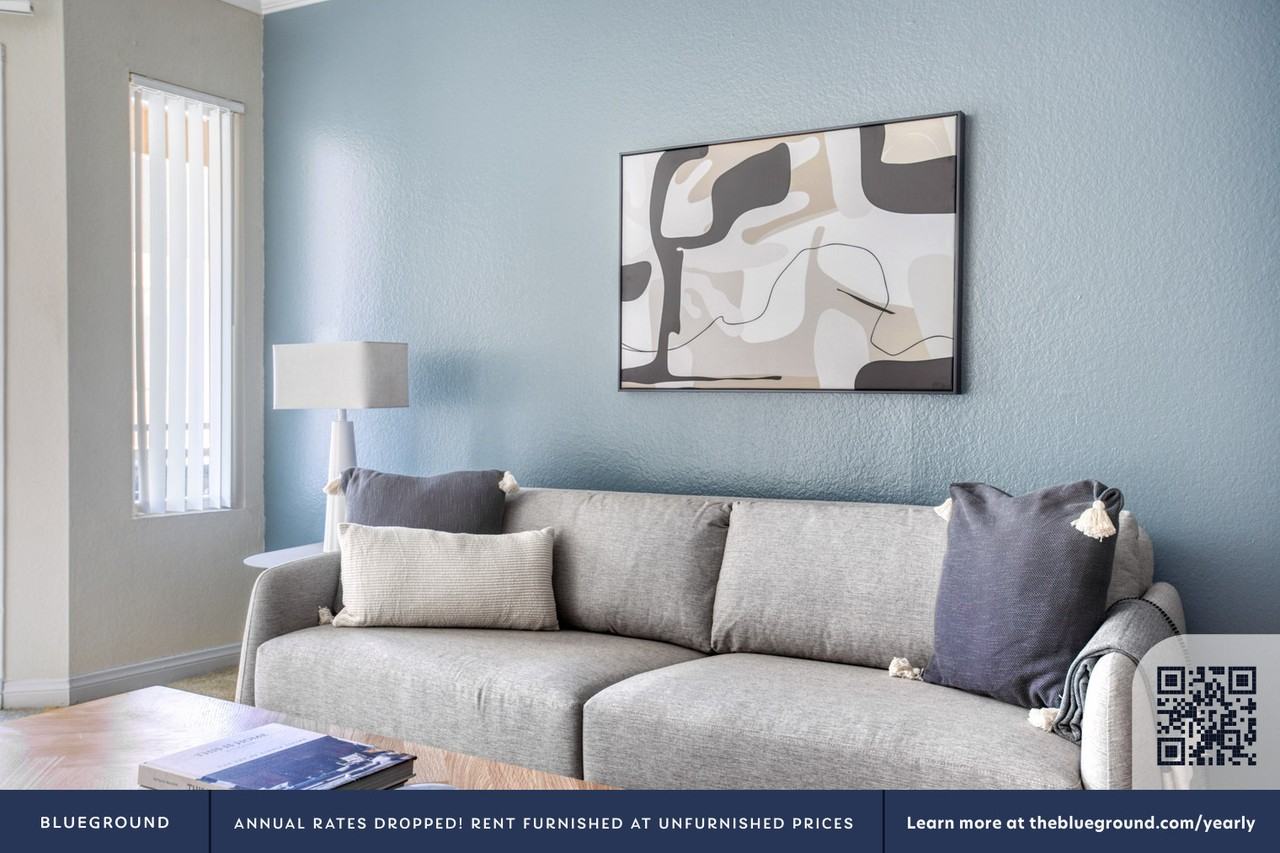 1710 N Fuller Ave #852 - Photo 3 of 25