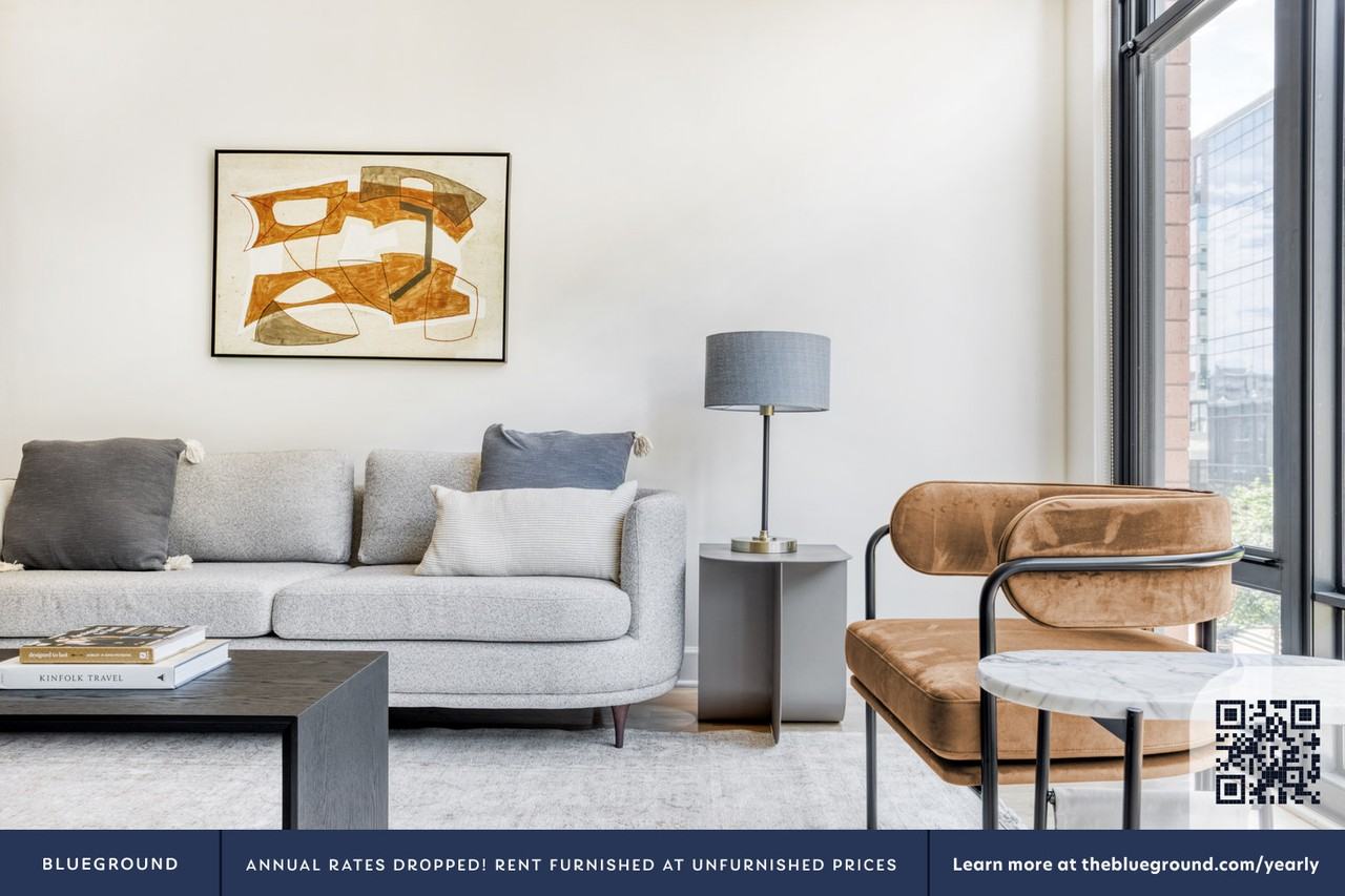 425 Massachusetts Avenue Northwest - Photo 4 of 39