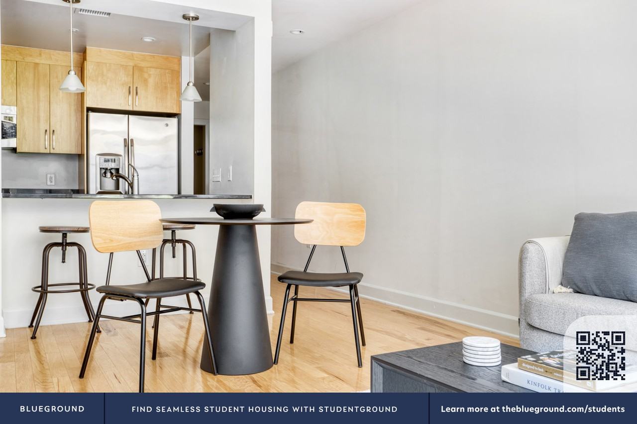 425 Massachusetts Avenue Northwest - Photo 7 of 39