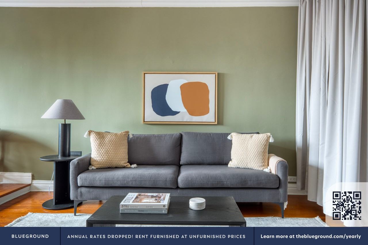 10 Downing Street - Photo 3 of 26