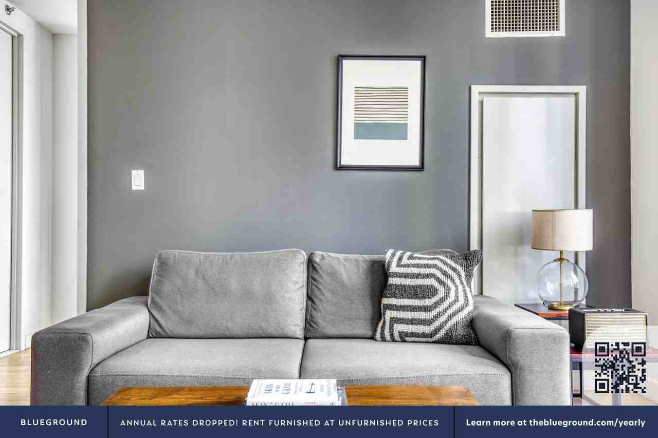 75 Wall St #251 - Photo 3 of 36