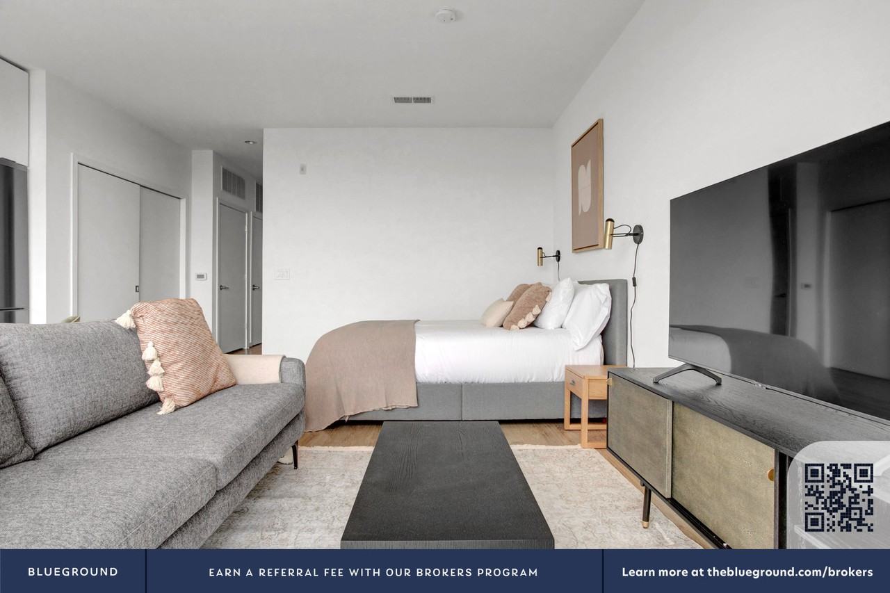 1921 8th St Nw #351 - Photo 5 of 32