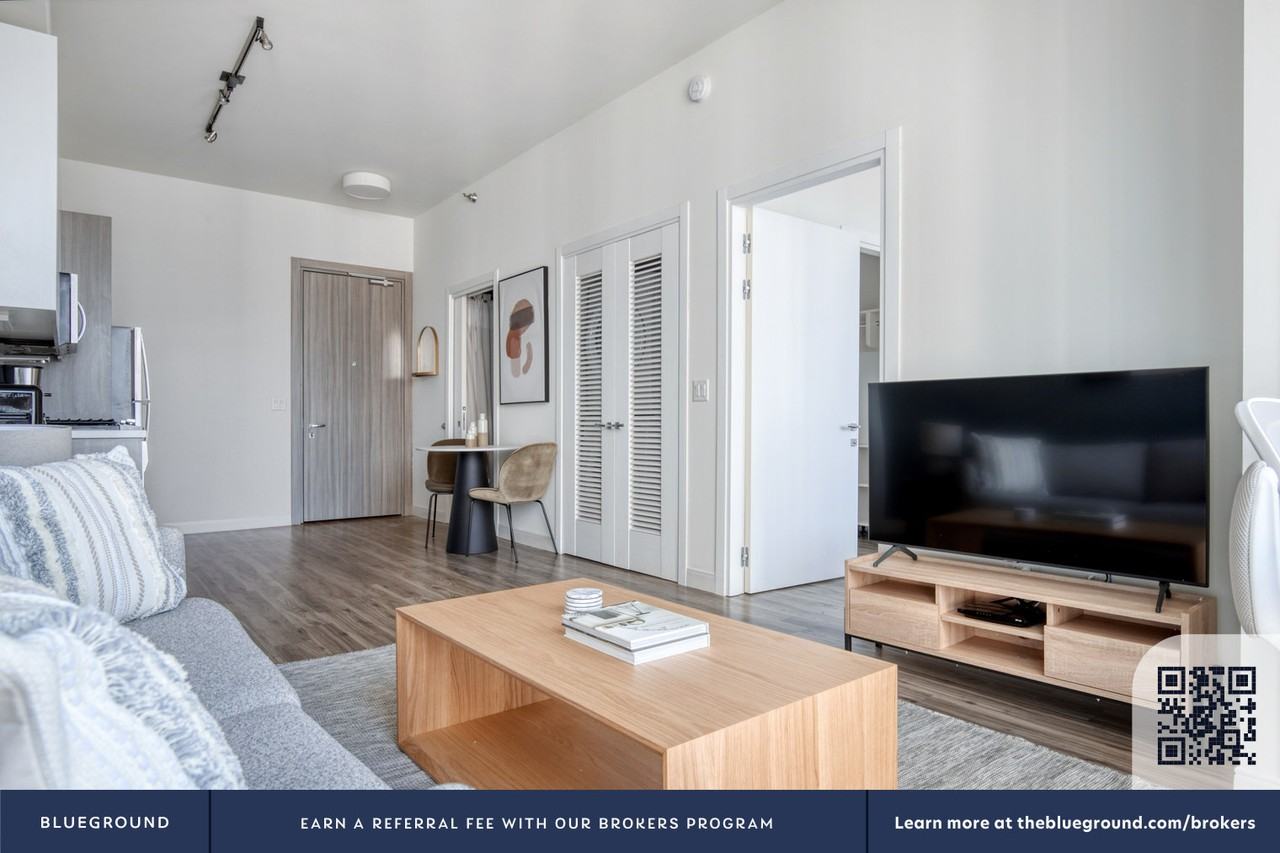 1407 South Michigan Avenue - Photo 5 of 35