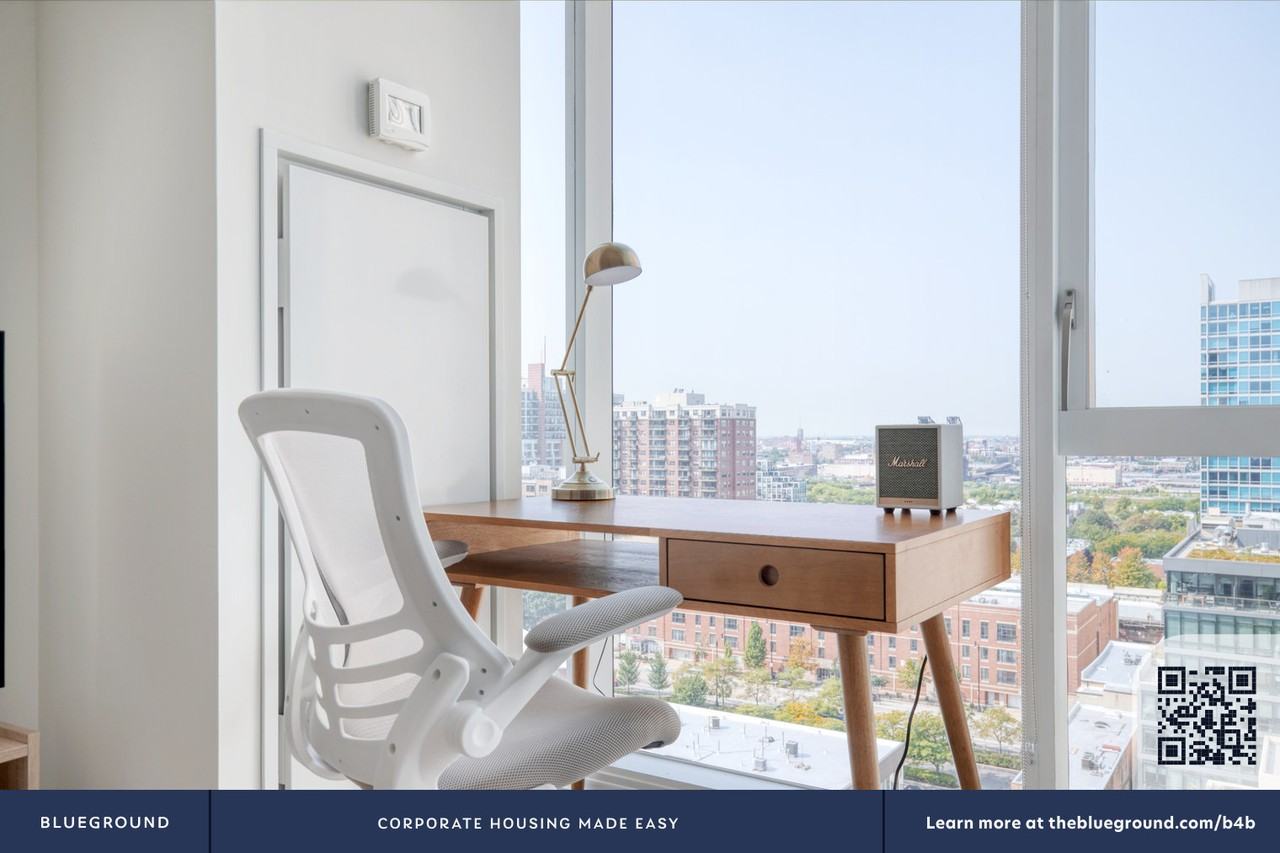 1407 South Michigan Avenue - Photo 6 of 35