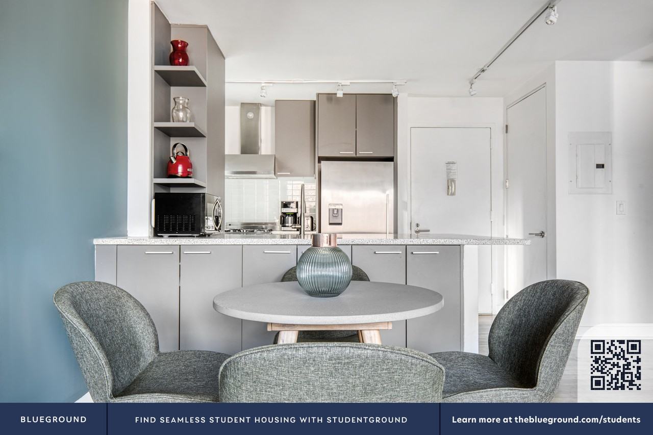 200 East 11th Street - Photo 7 of 45