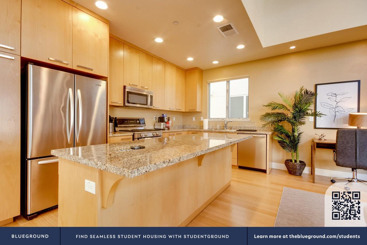 5 Heritage Pl #1528 - Photo 6 of 19