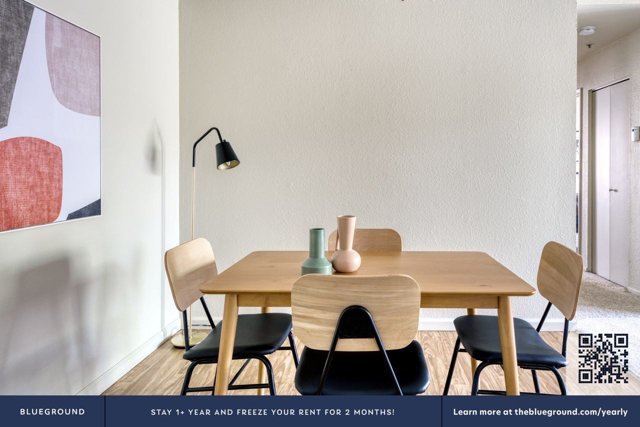 127 Rock Harbor Ln #1017 - Photo 7 of 36