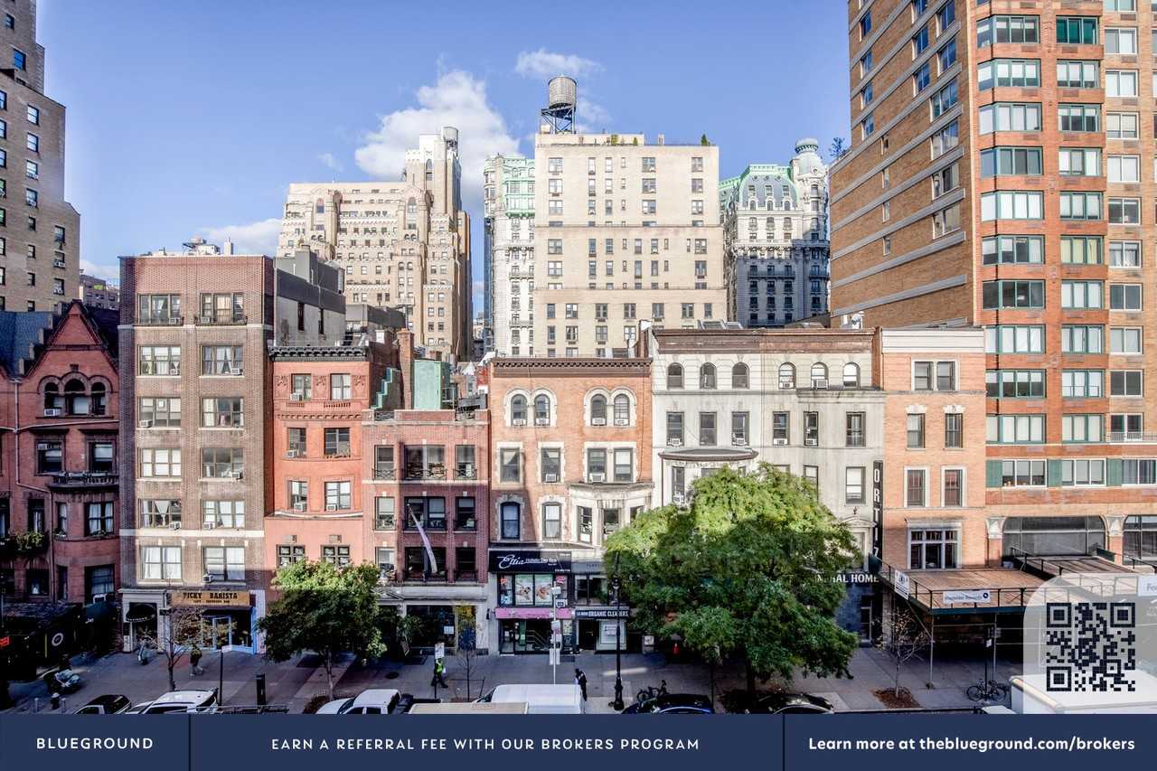 230 W 72nd St #1301 - Photo 5 of 21