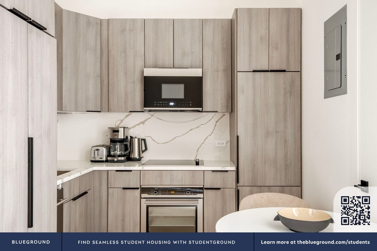 230 W 72nd St #1301 - Photo 7 of 21