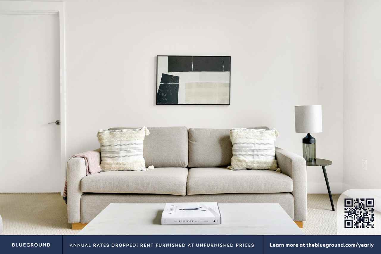 3003 Olin Ave #831 - Photo 3 of 27