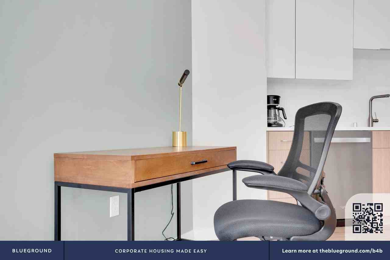 490 West McKinley Avenue - Photo 6 of 122