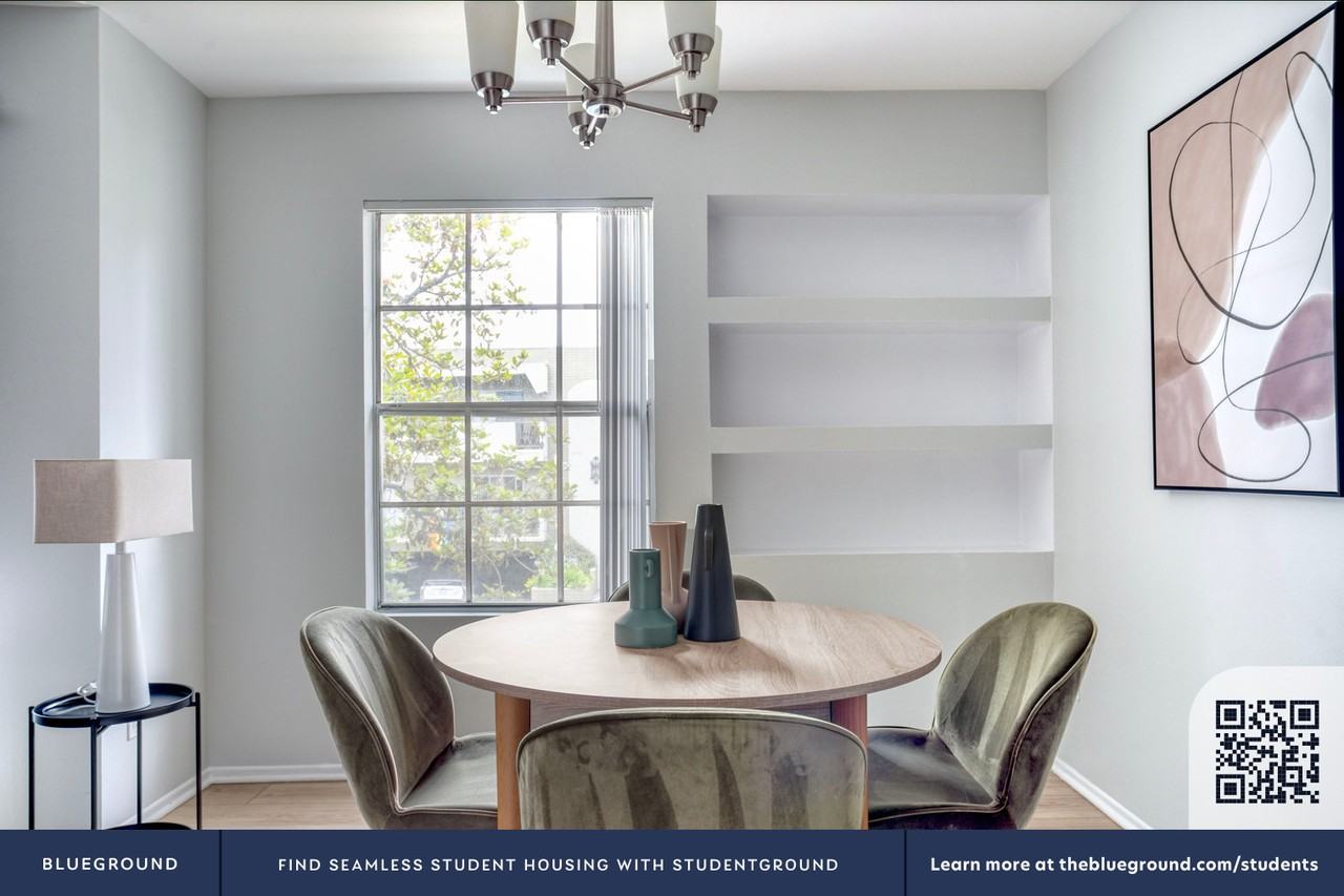 960 North Alfred Street - Photo 7 of 25