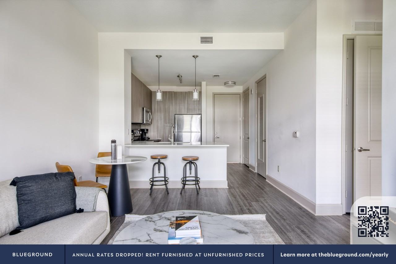 8800 Nw 36th St #15 - Photo 3 of 34