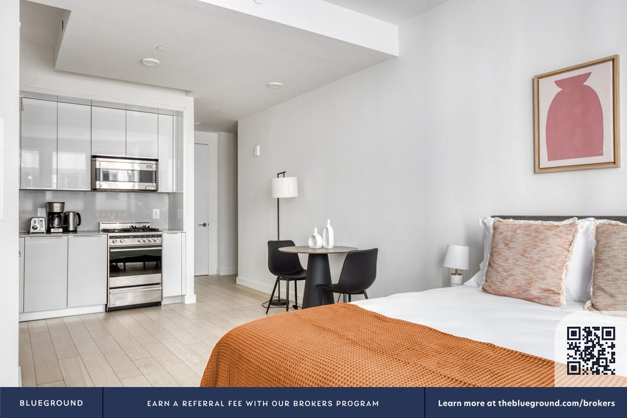 20 Broad Street - Photo 4 of 36