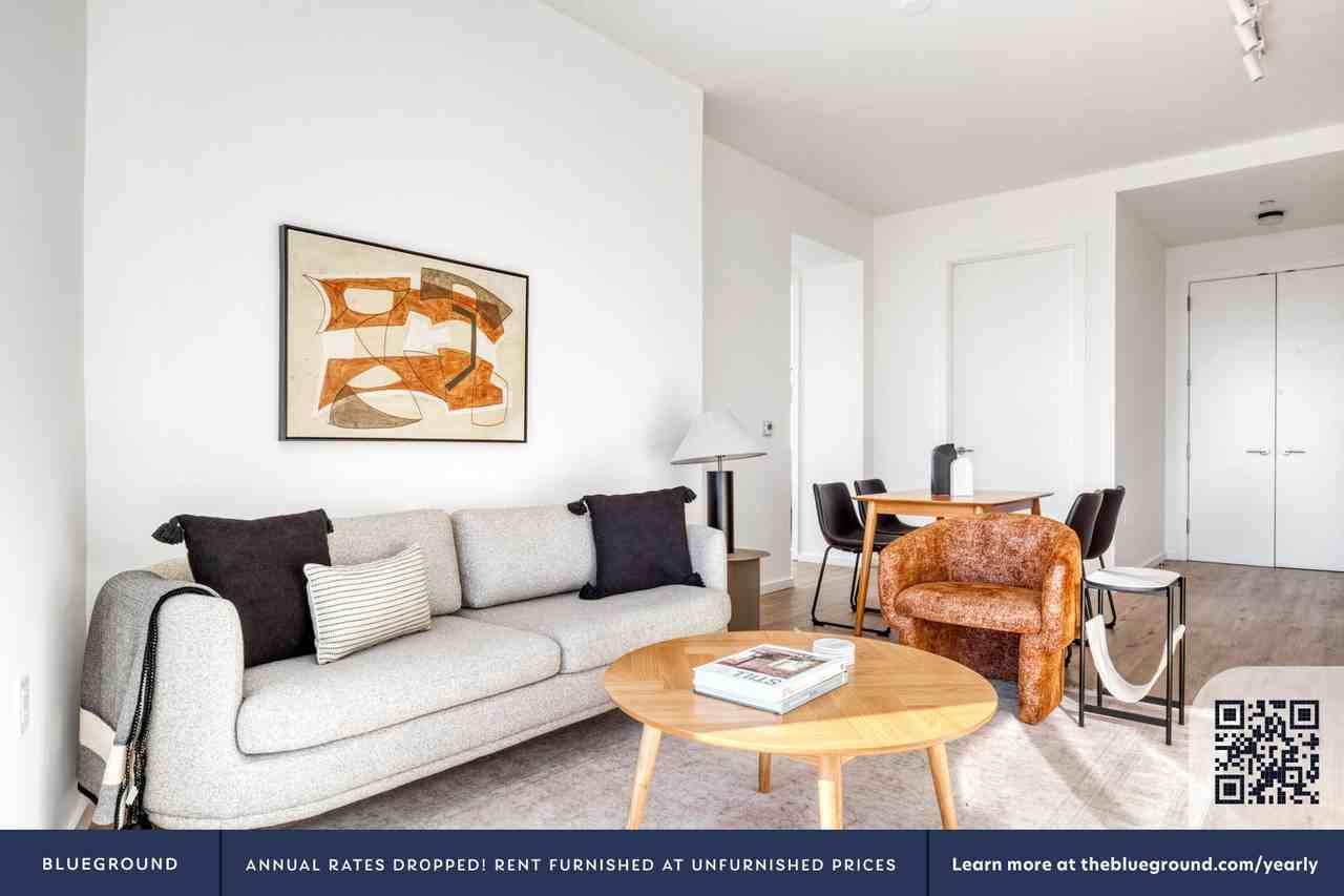545 Vanderbilt Avenue - Photo 3 of 43