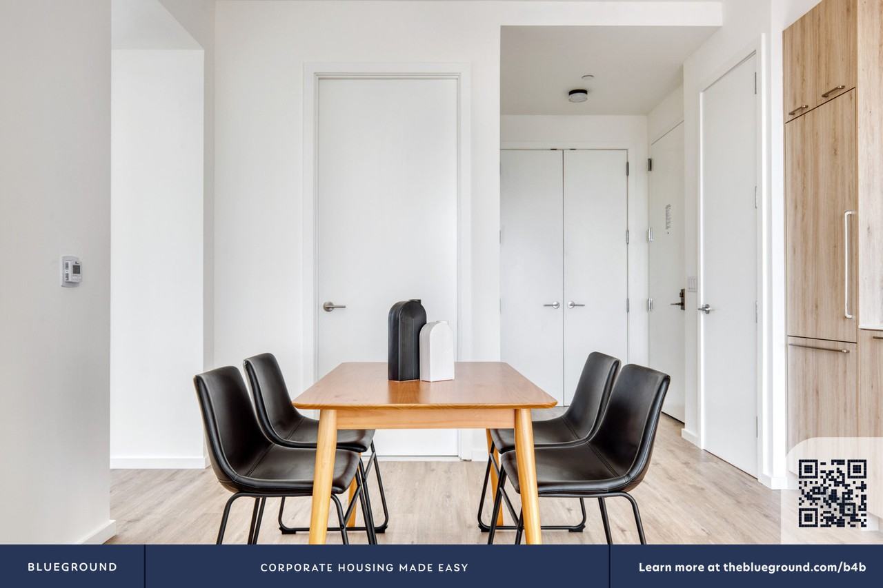545 Vanderbilt Avenue - Photo 5 of 43
