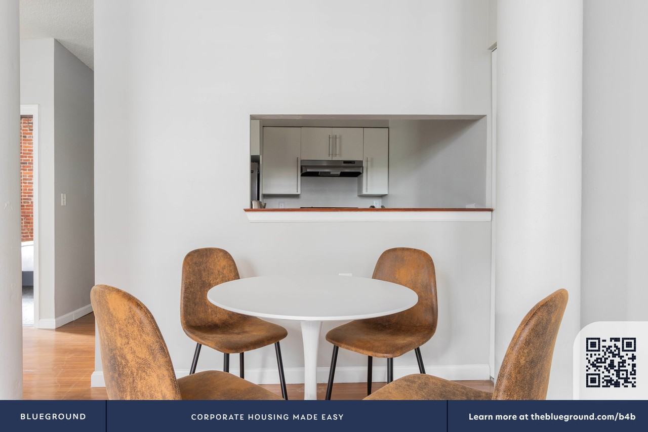 1220 Adams Street - Photo 6 of 55