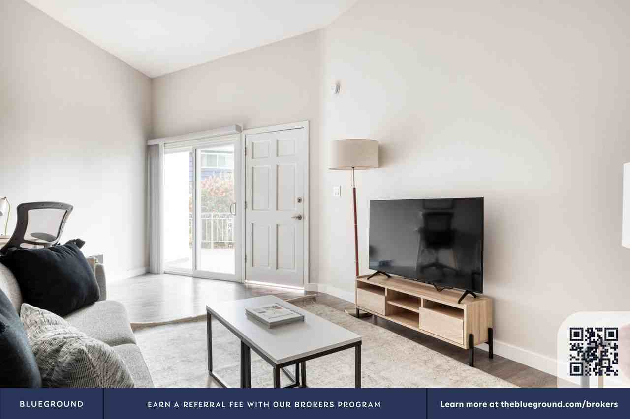 1113 Barbara St #736 - Photo 5 of 30