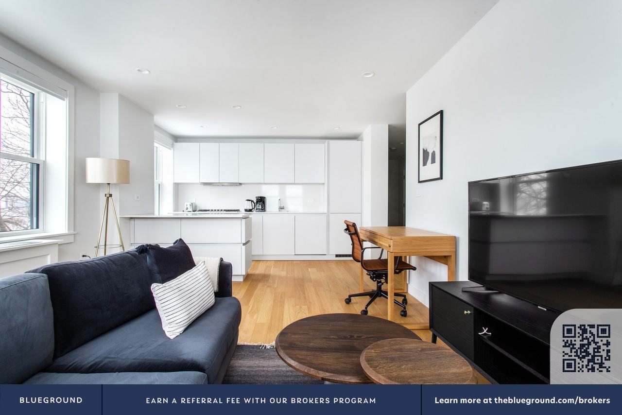 123 Highland Ave #338 - Photo 4 of 17