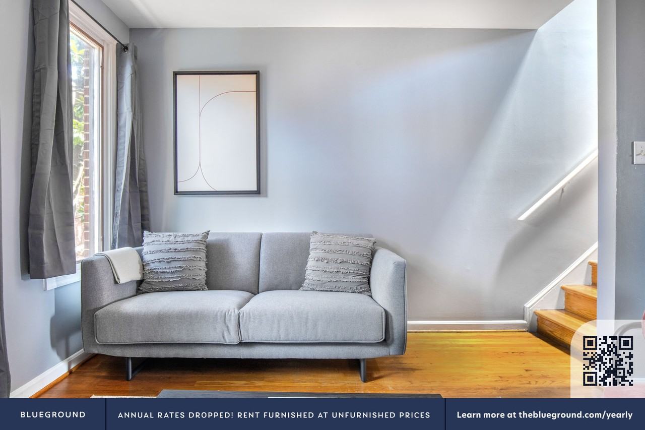 3244 Jones Court Northwest - Photo 4 of 29