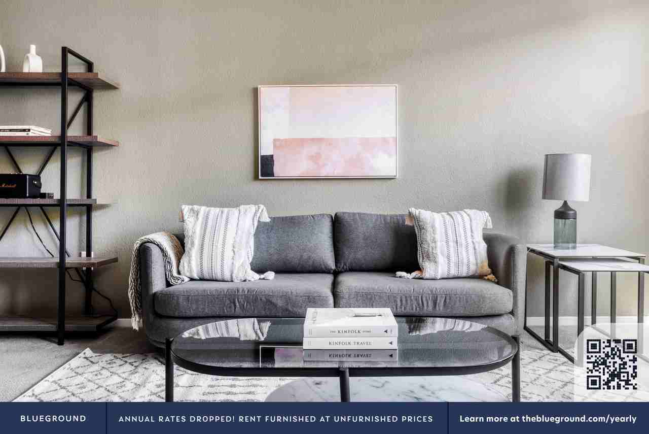 367 Santana Row - Photo 4 of 76