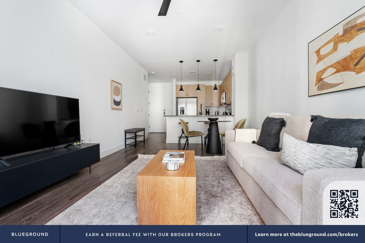 3403 Harmon Avenue - Photo 5 of 92